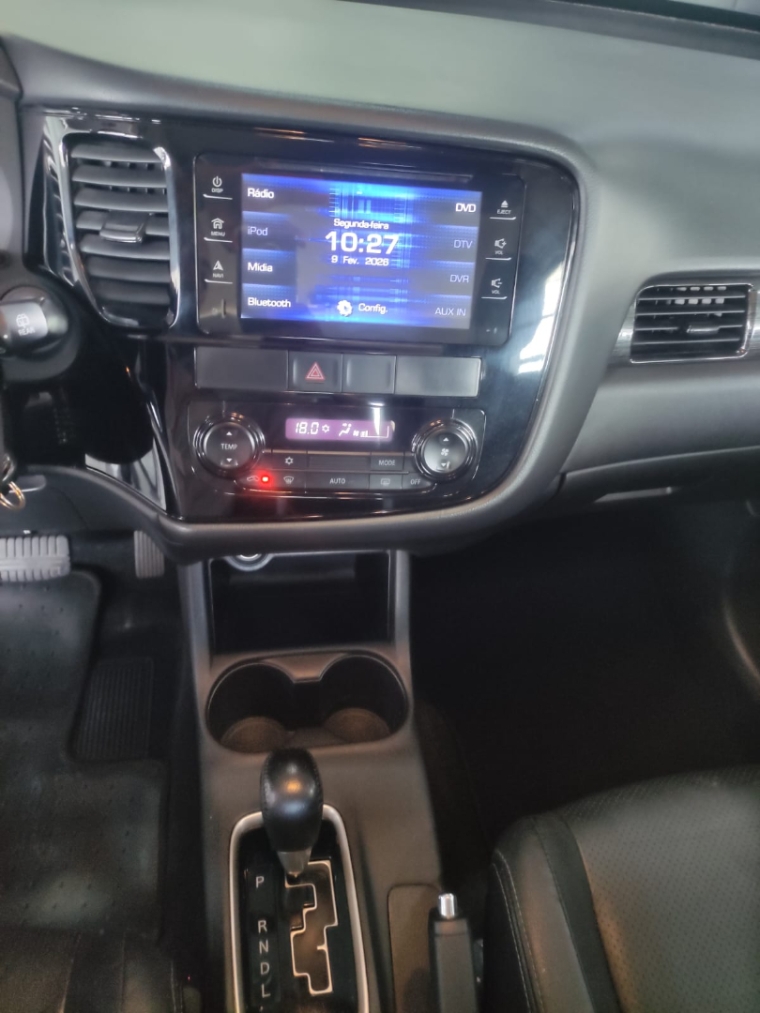 Mitsubishi-OUTLANDER-2.0 16V GASOLINA 4P AUTOMÁTICO