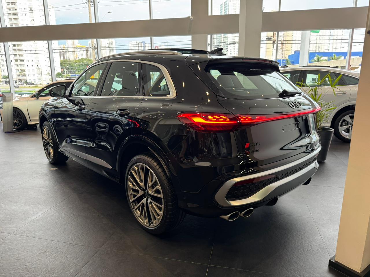 Audi-SQ5-SQ5 3.0 TFSI Quattro S-tronic