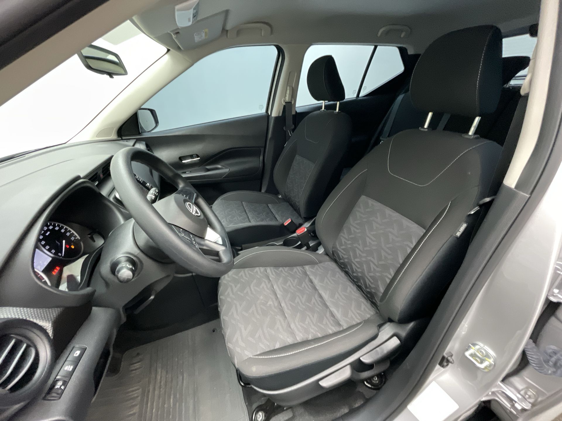 KICKS Sense 1.6 16V Flex Aut.