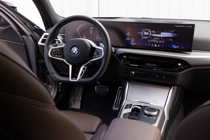 BMW-330e-2.0 16V TURBO HÍBRIDO M SPORT AUTOMÁTICO