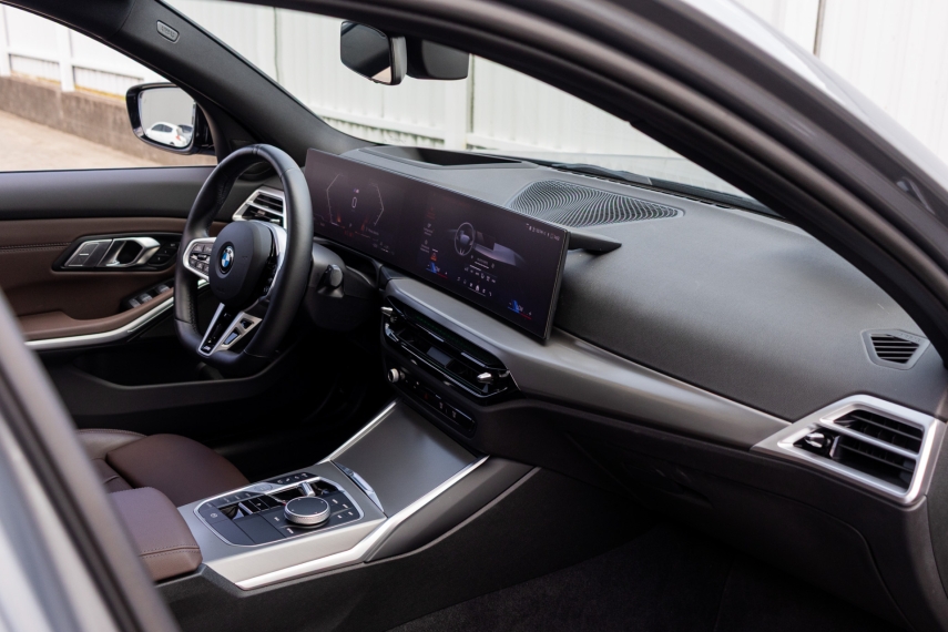 BMW-330e-2.0 16V TURBO HÍBRIDO M SPORT AUTOMÁTICO