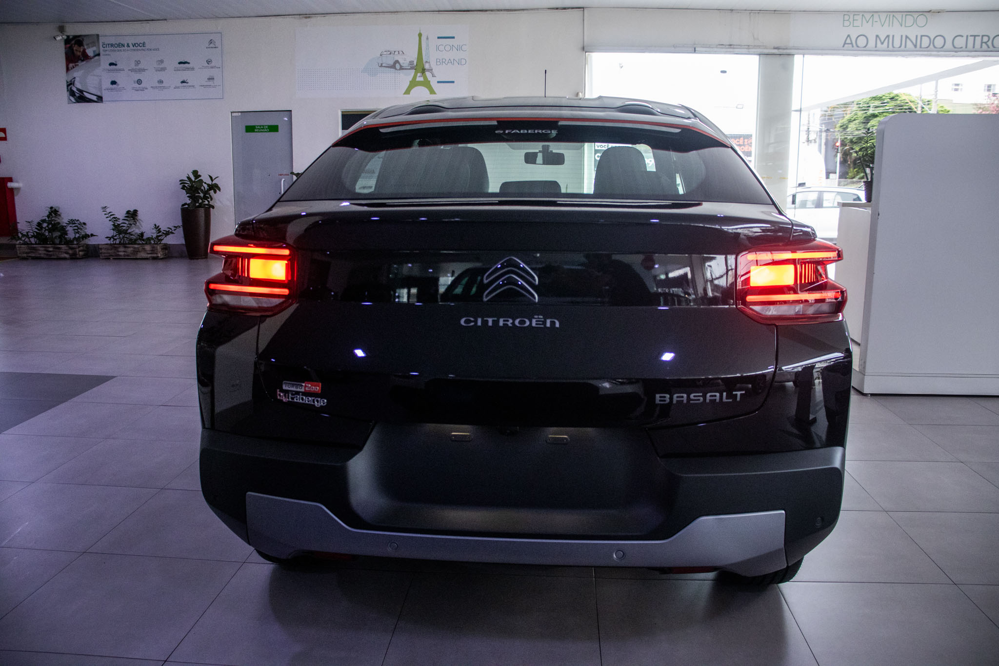 Citroën-BASALT-BASALT Dark Edition 1.0 TB 200 5p Aut.