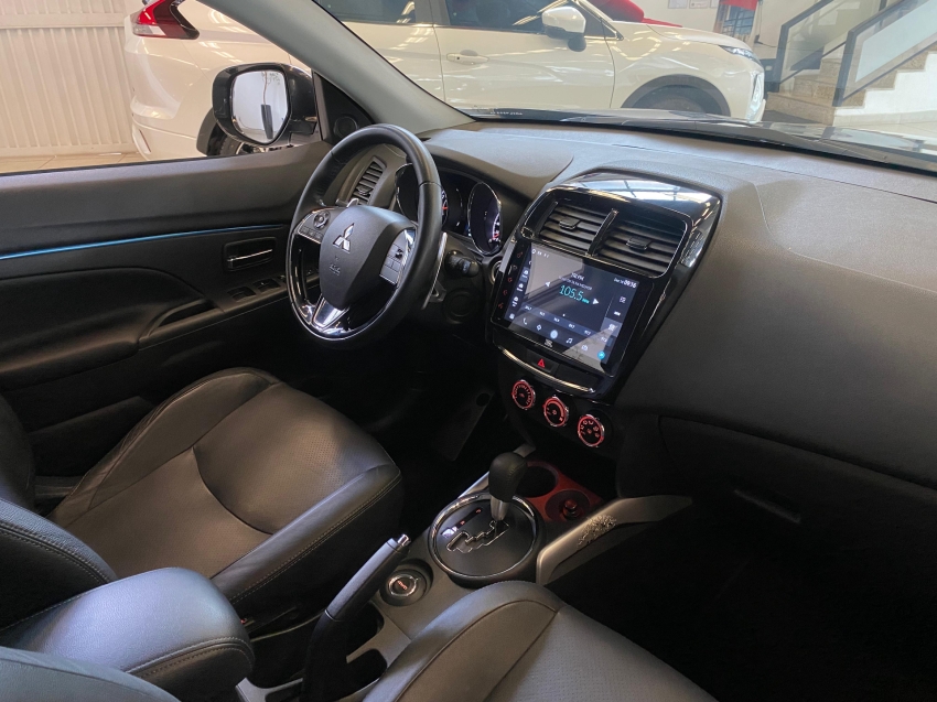 Mitsubishi-OUTLANDER SPORT-2.0 MIVEC FLEX HPE AWD AUTOMÁTICO