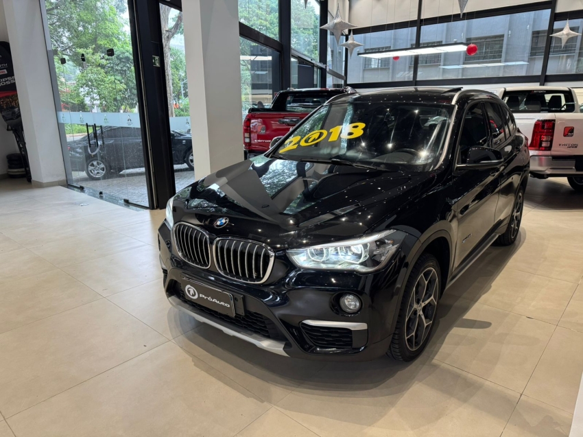 BMW-X1-2.0 16V TURBO ACTIVEFLEX SDRIVE20I X-LINE 4P AUTOMÁTICO