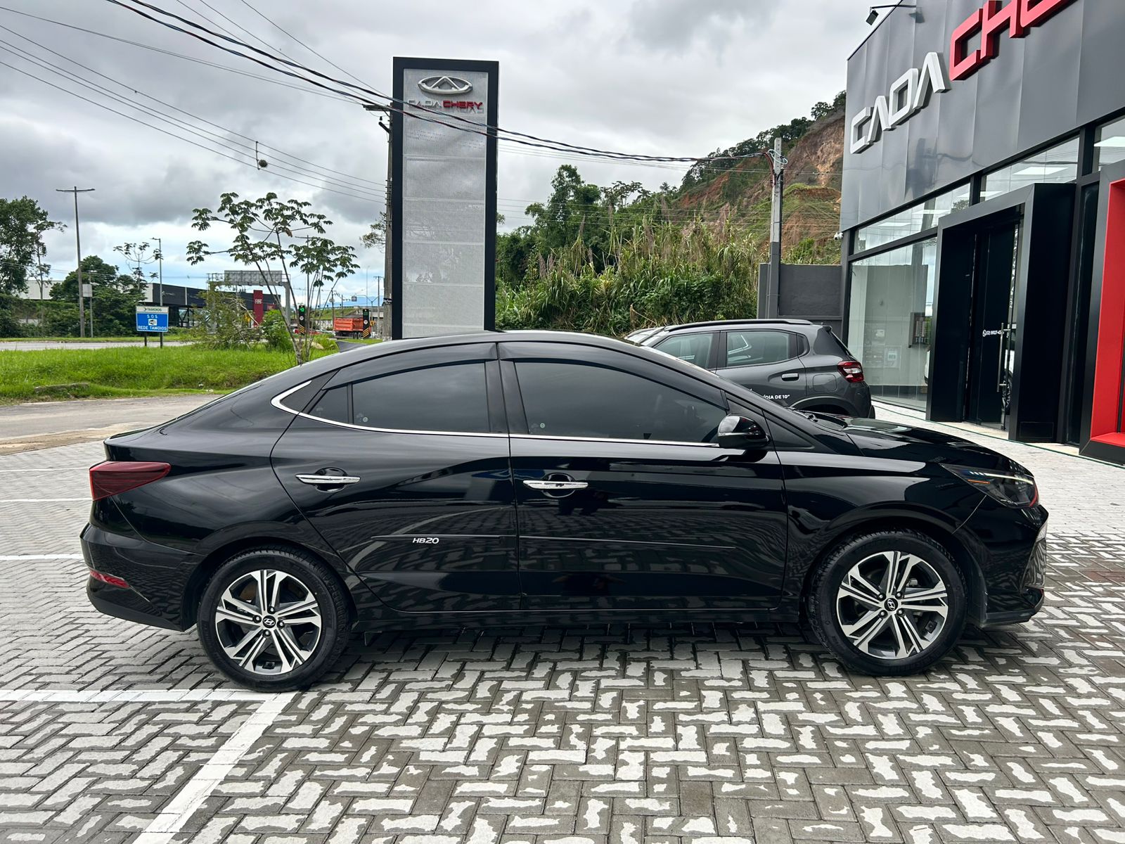 Hyundai-HB20S-HB20S Platinum Plus 1.0 TB Flex 12V Aut.