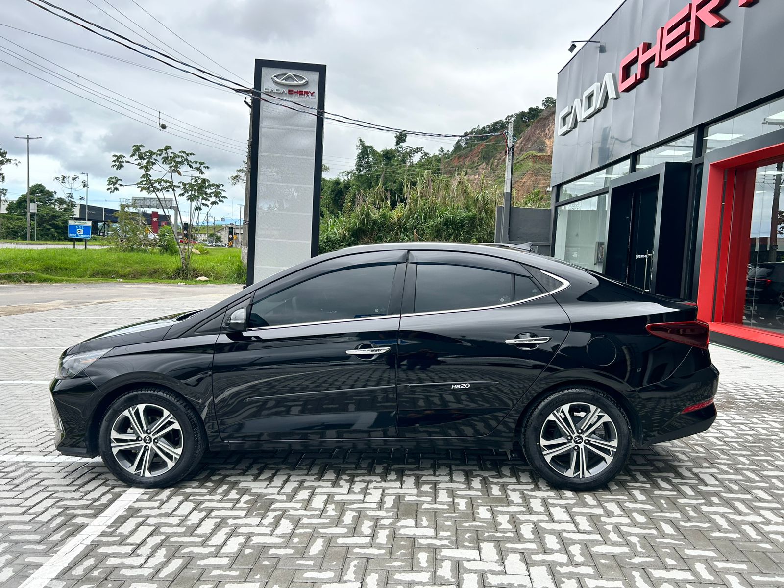 Hyundai-HB20S-HB20S Platinum Plus 1.0 TB Flex 12V Aut.