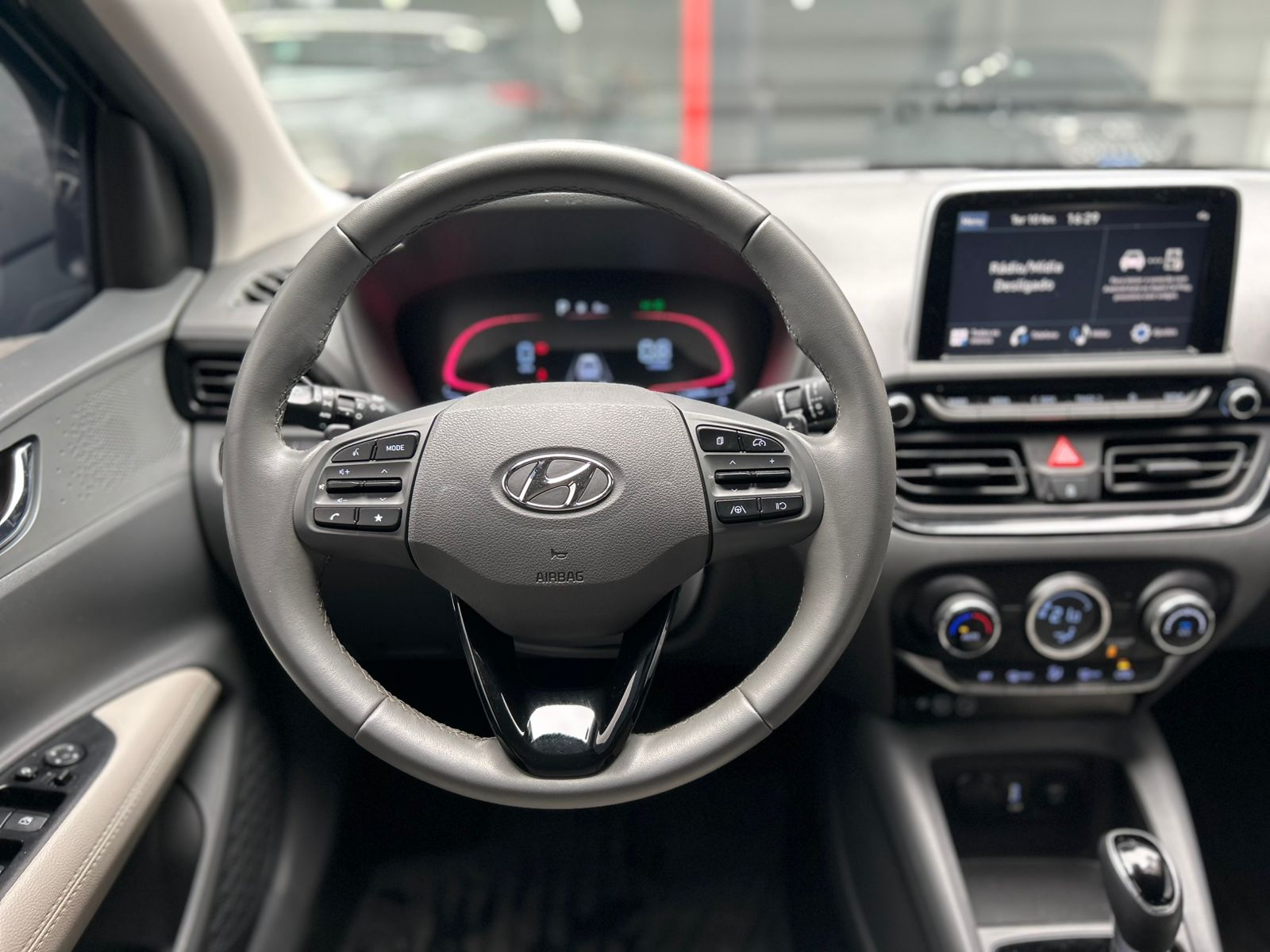 Hyundai-HB20S-HB20S Platinum Plus 1.0 TB Flex 12V Aut.