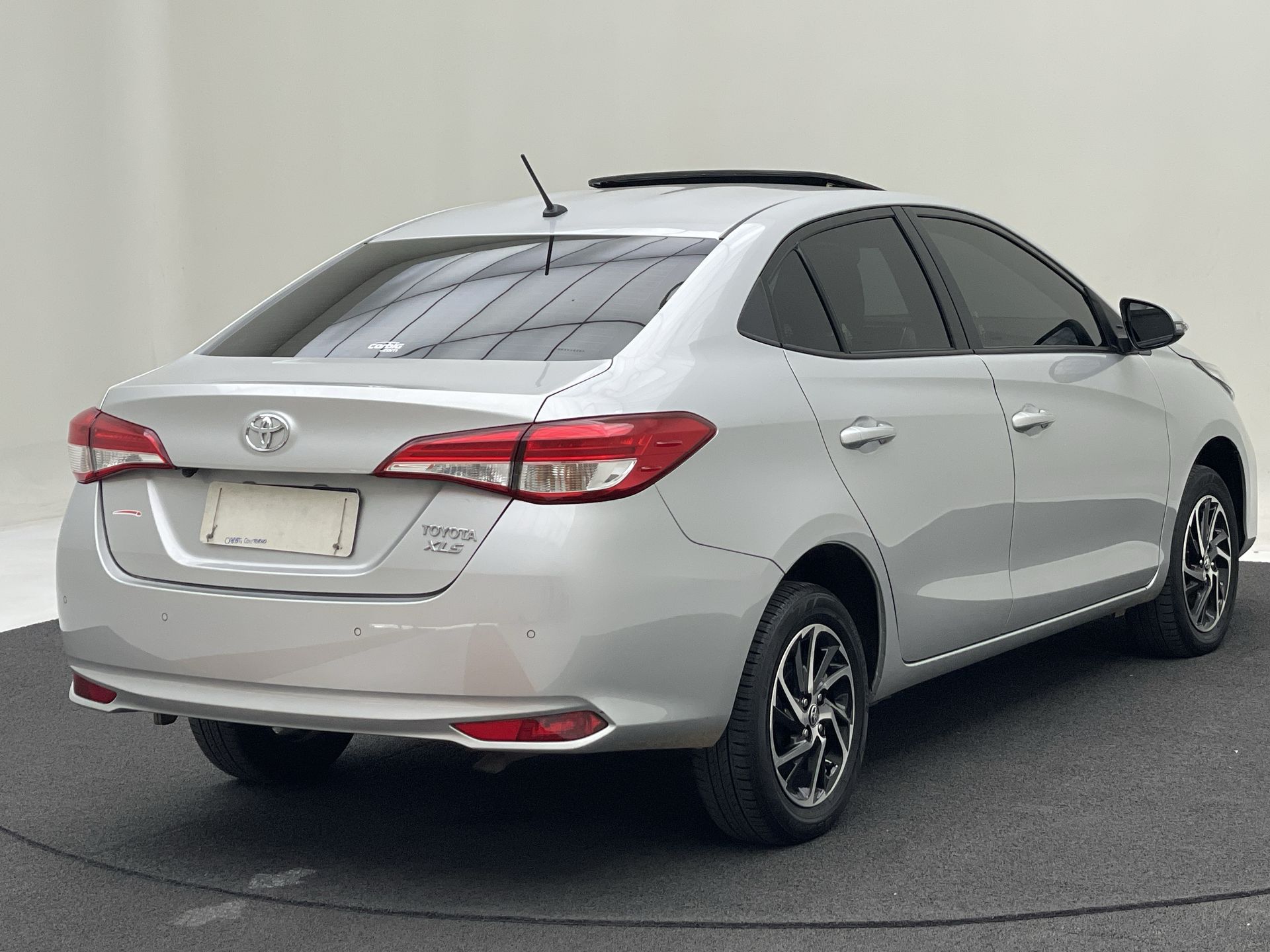 YARIS XLS Sedan 1.5 Flex 16V 4p Aut.