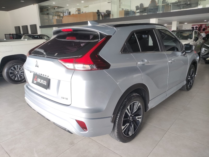 Mitsubishi-ECLIPSE CROSS-1.5 MIVEC TURBO GASOLINA HPE CVT