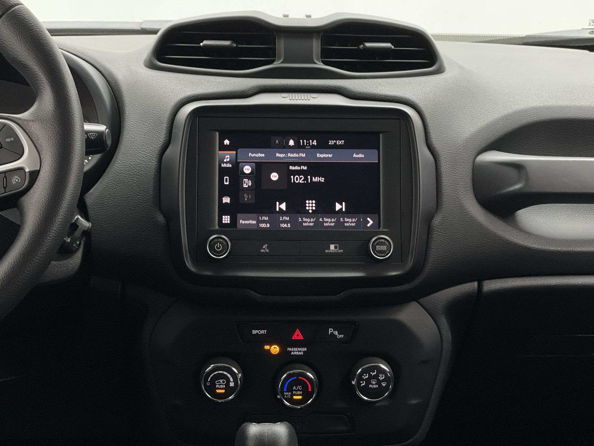 Renegade Sport 1.8 4x2 Flex 16V Aut.