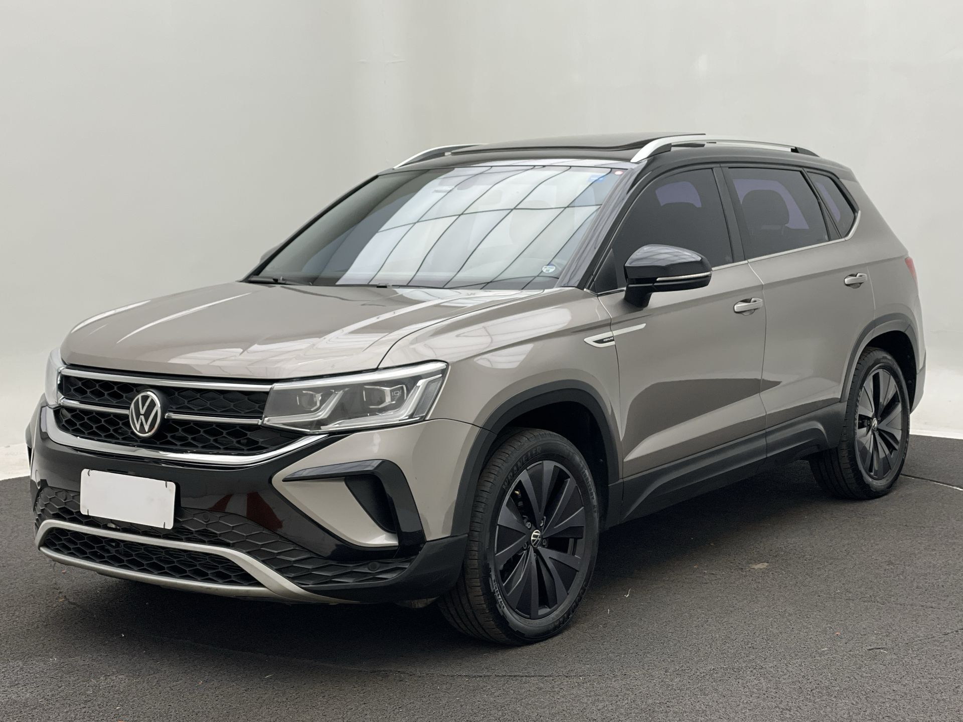 TAOS Highline 1.4 250 TSI Flex Aut.