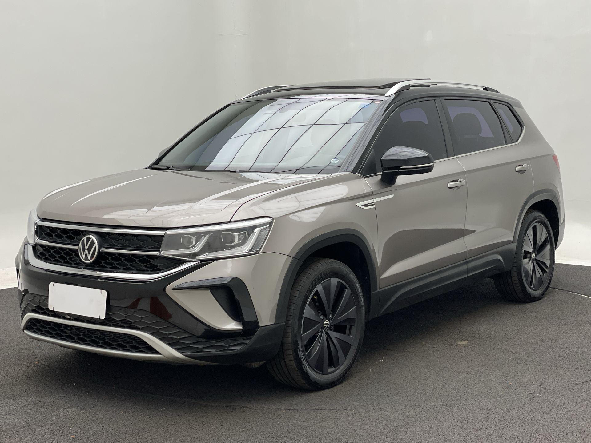 TAOS Highline 1.4 250 TSI Flex Aut.