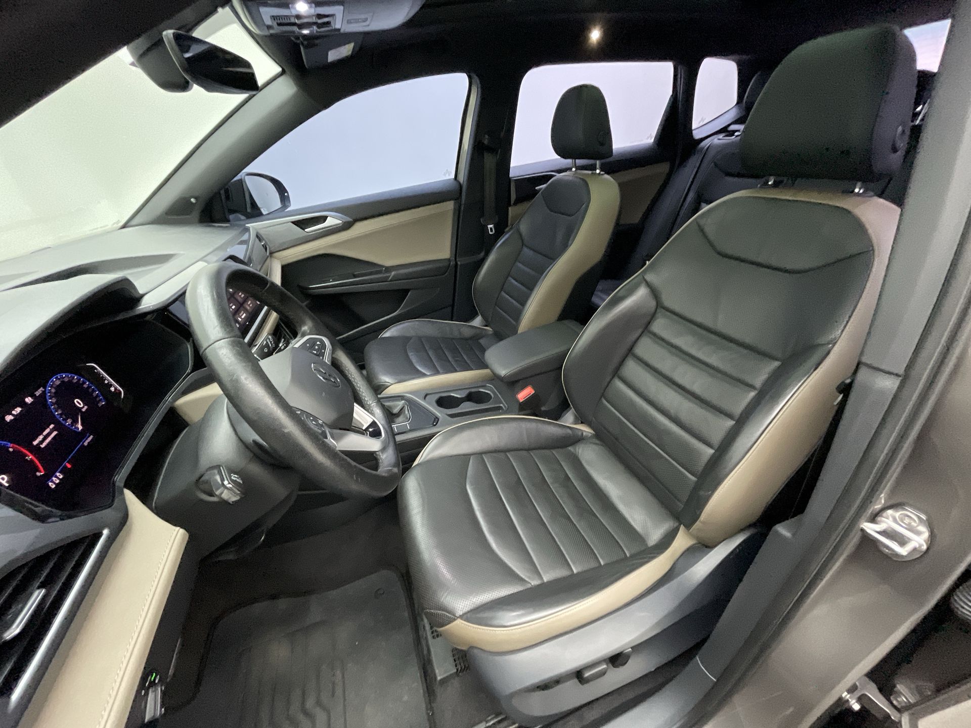 TAOS Highline 1.4 250 TSI Flex Aut.