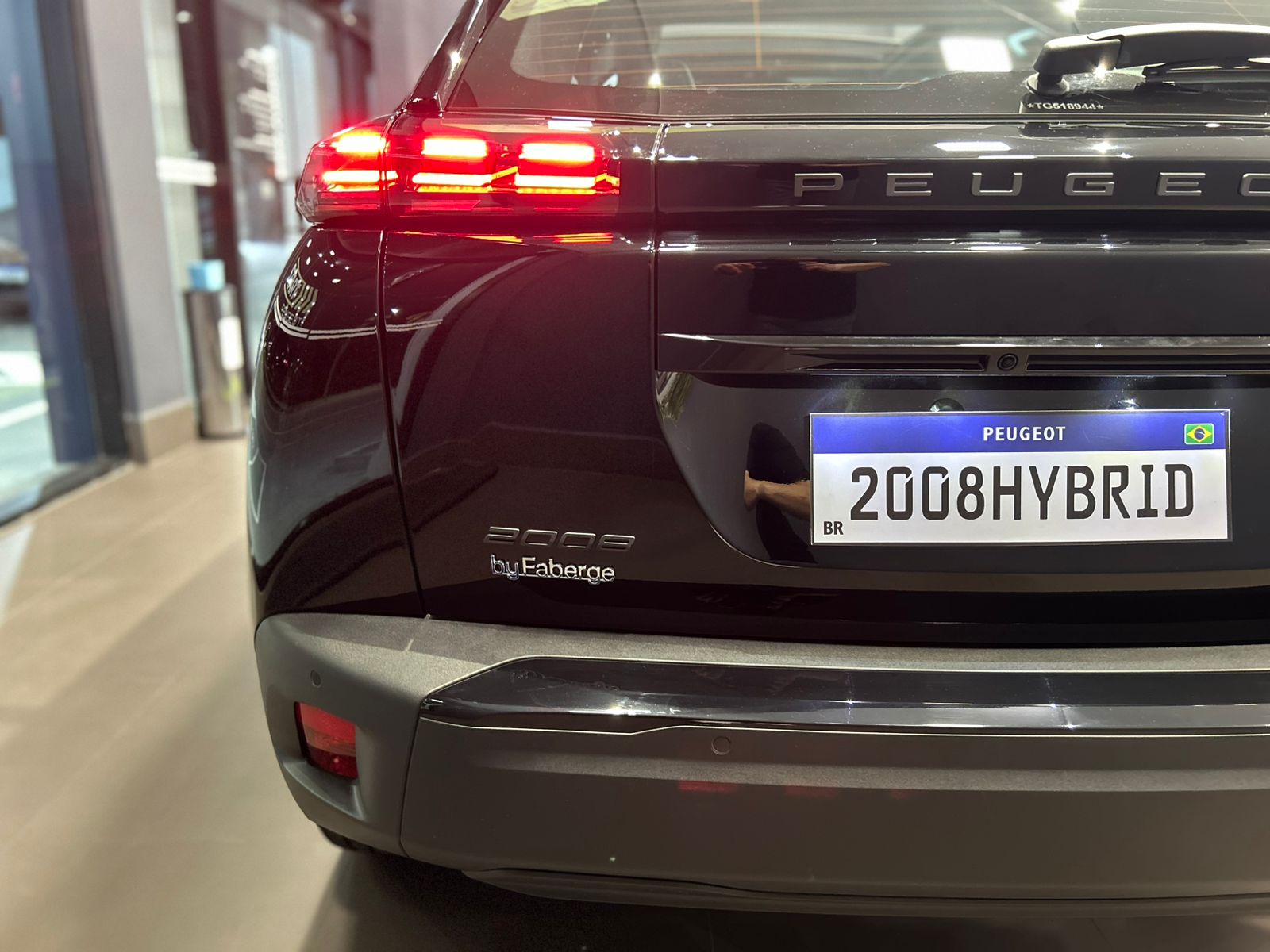 Peugeot-2008-2008 GT 1.0 Turbo Hibrido Aut.