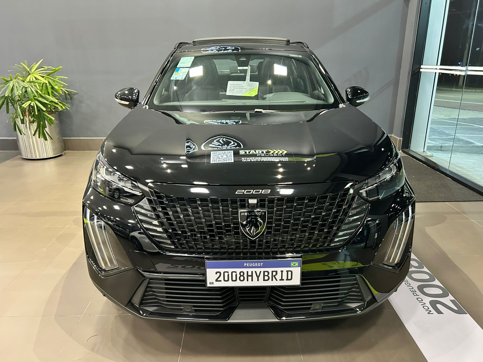 Peugeot-2008-2008 GT 1.0 Turbo Hibrido Aut.