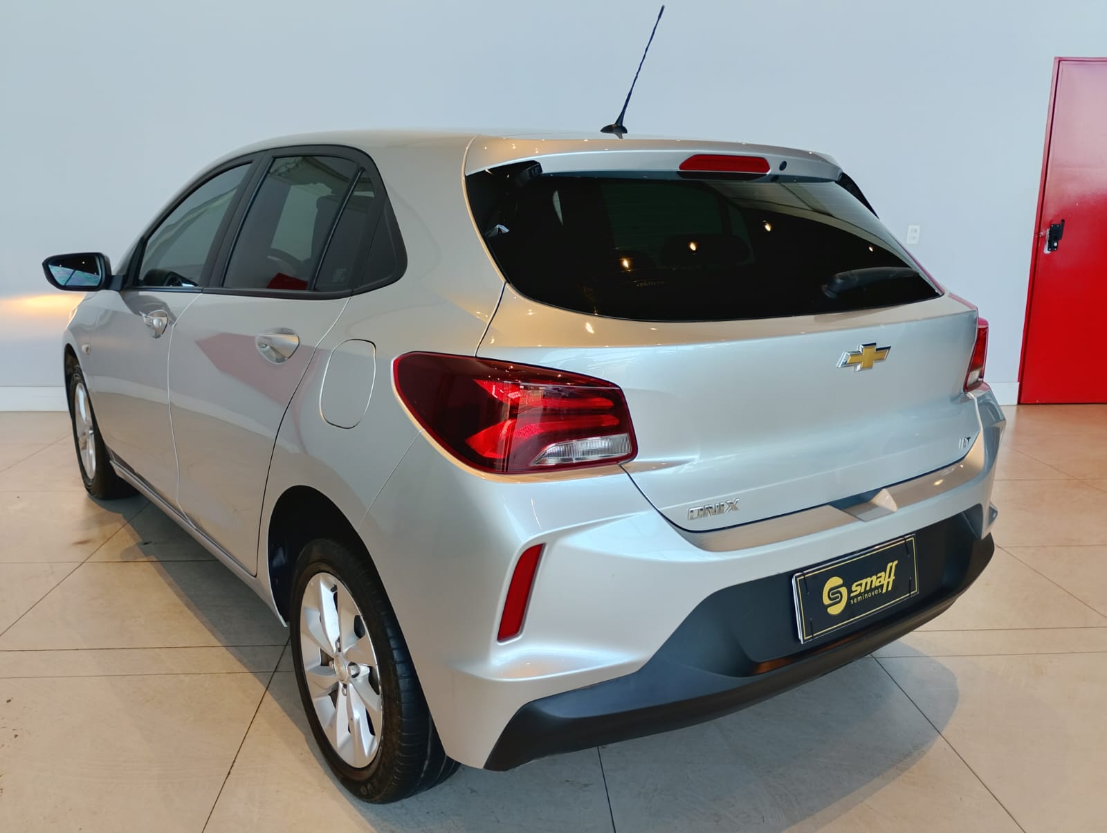 GM - Chevrolet-ONIX-ONIX 1.0 LT FLEX MANUAL