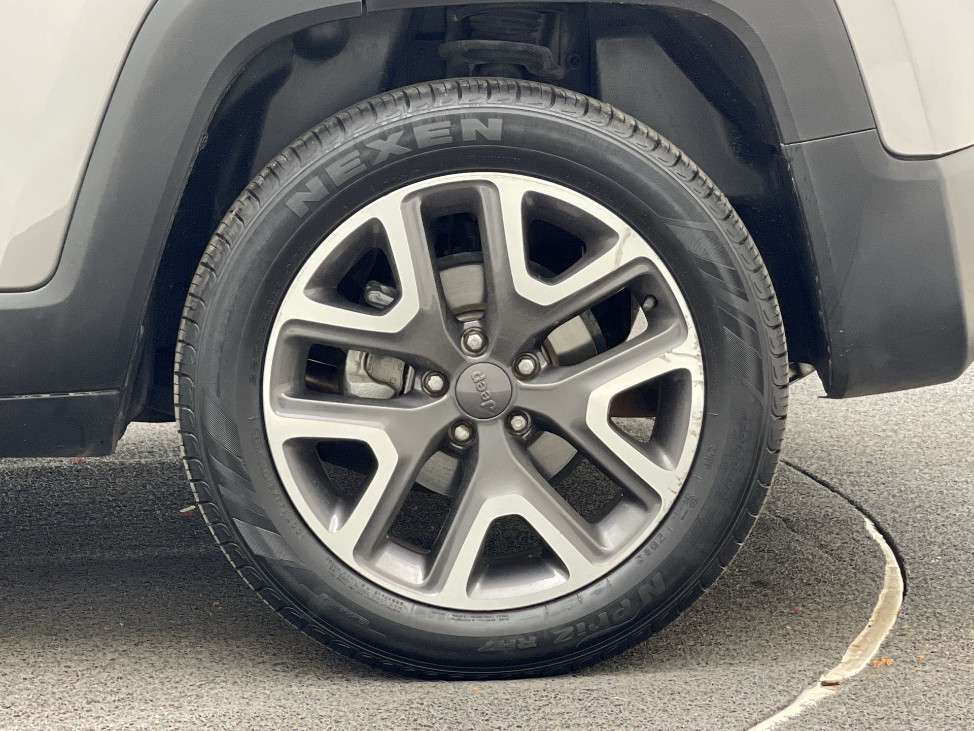 Renegade Longitude 1.8 4x2 Flex 16V Aut.