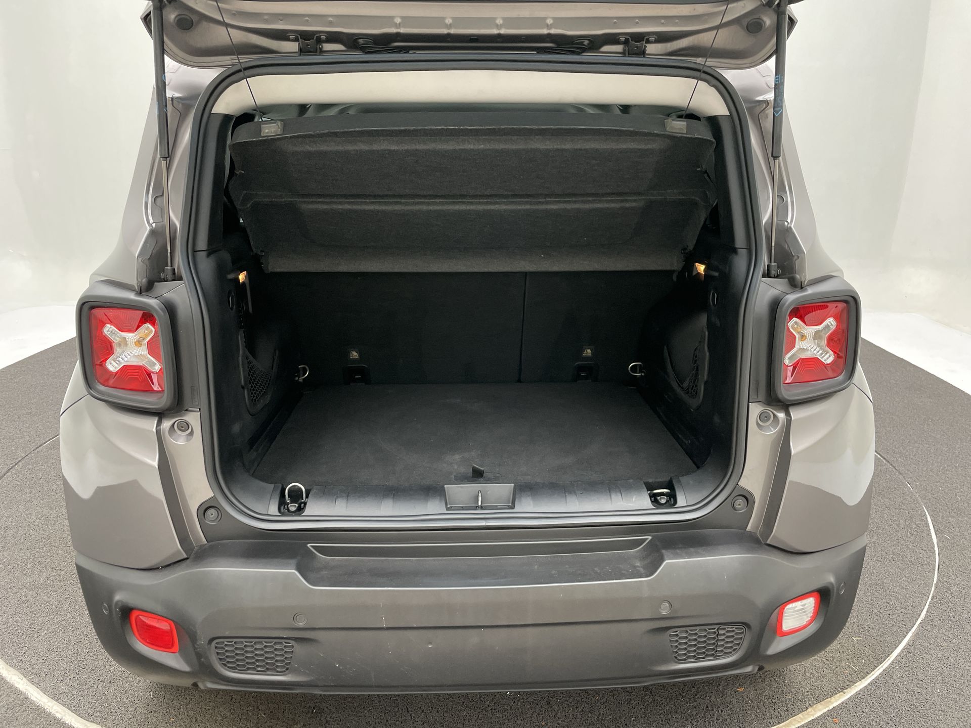 Renegade Longitude 1.8 4x2 Flex 16V Aut.