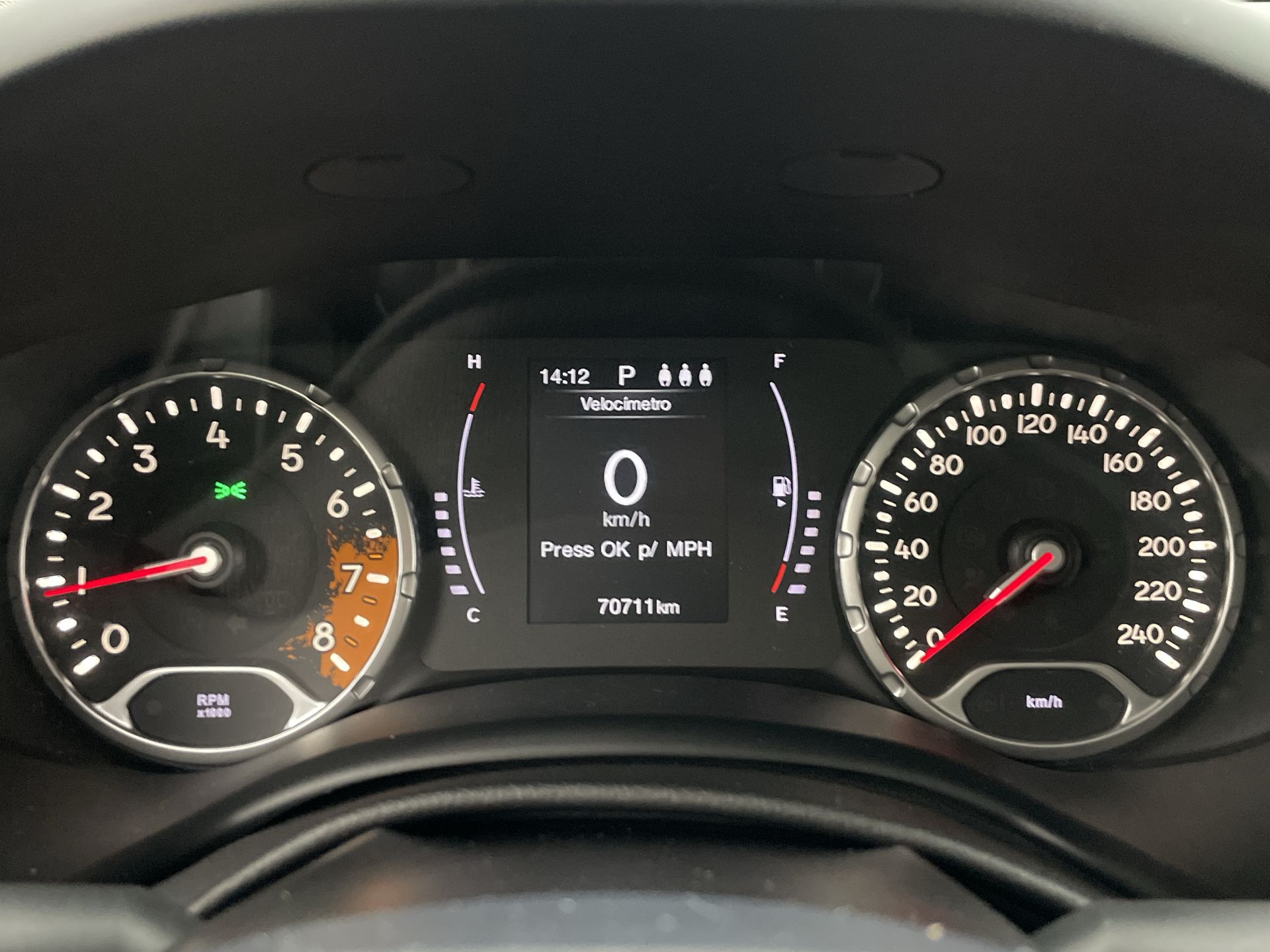 Renegade Longitude 1.8 4x2 Flex 16V Aut.