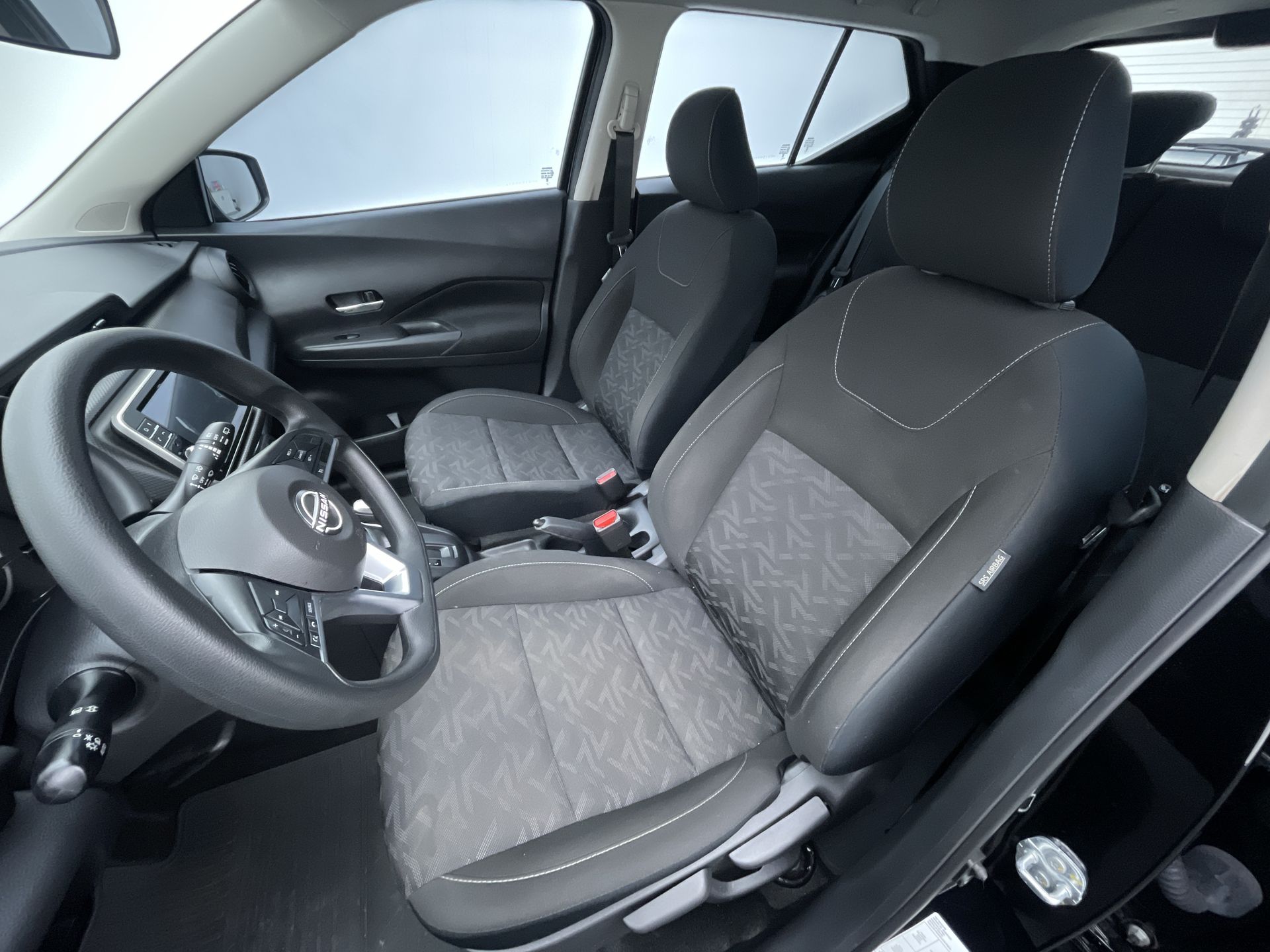 KICKS Sense 1.6 16V Flex Aut.