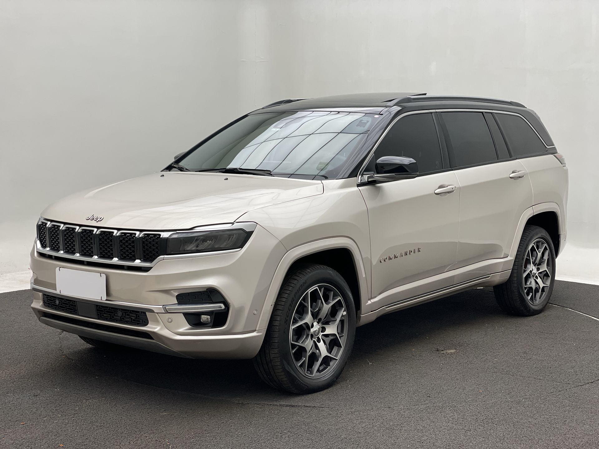 Commander Overl. TD380 2.0 4x4 Die. Aut.