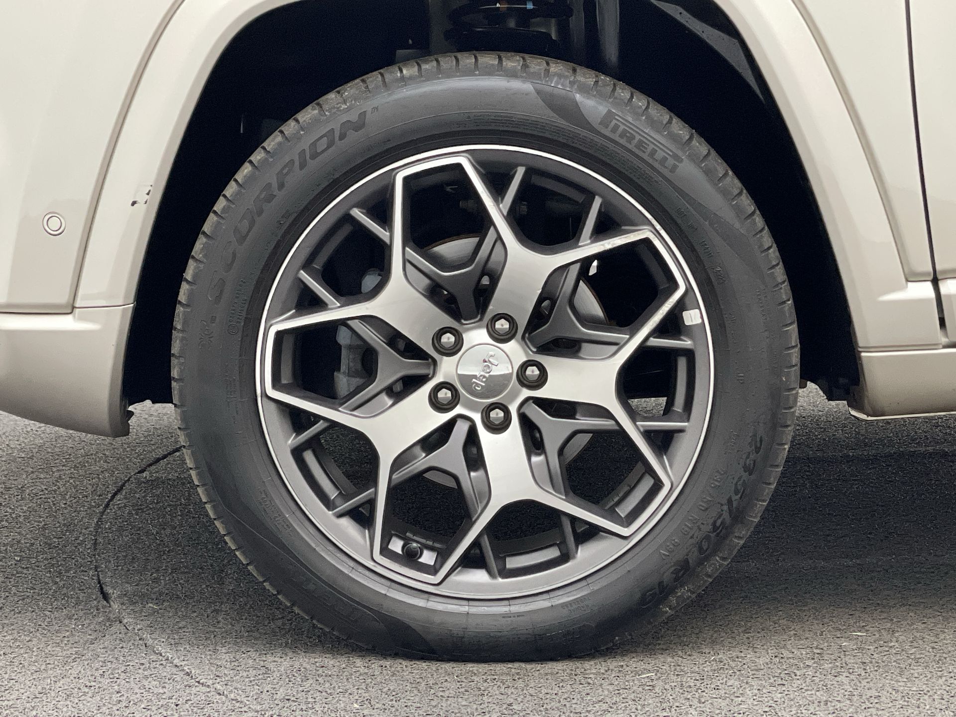 Commander Overl. TD380 2.0 4x4 Die. Aut.