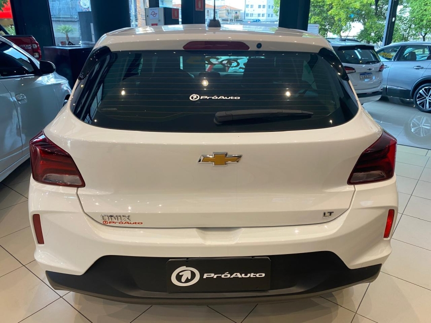 GM - Chevrolet-ONIX-1.0 FLEX LT MANUAL