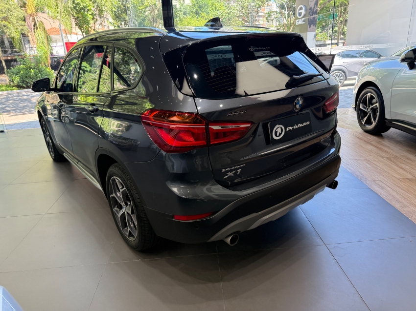 BMW-X1-2.0 16V TURBO ACTIVEFLEX SDRIVE20I 4P AUTOMÁTICO