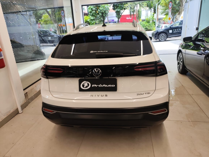 VW - Volkswagen-NIVUS-1.0 200 TSI TOTAL FLEX COMFORTLINE AUTOMÁTICO