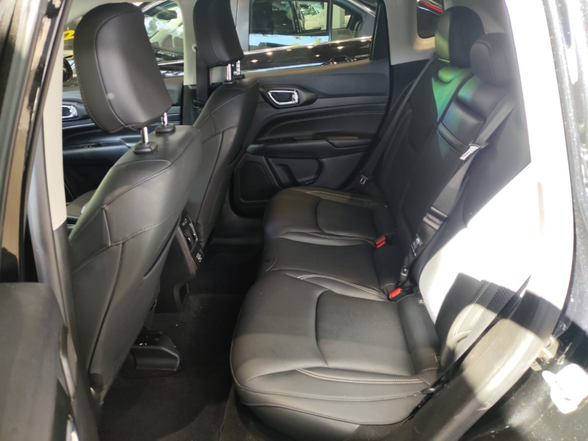 Jeep-COMPASS-1.3 T270 TURBO FLEX LONGITUDE AT6