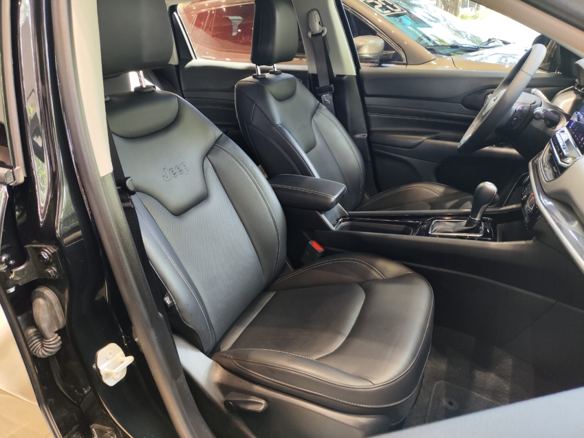 Jeep-COMPASS-1.3 T270 TURBO FLEX LONGITUDE AT6