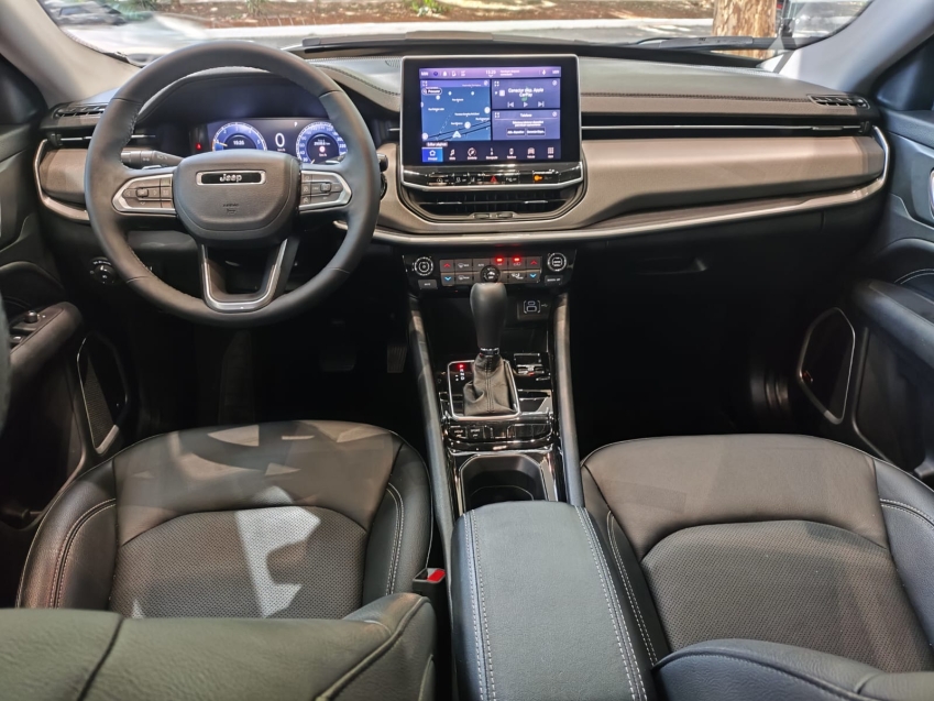 Jeep-COMPASS-1.3 T270 TURBO FLEX LONGITUDE AT6