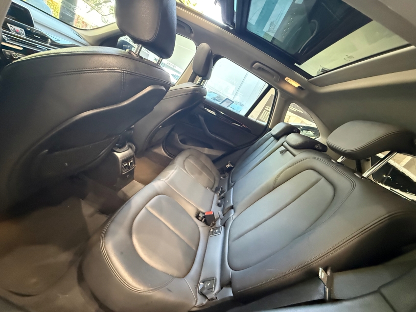 BMW-X1-2.0 16V TURBO ACTIVEFLEX SDRIVE20I 4P AUTOMÁTICO