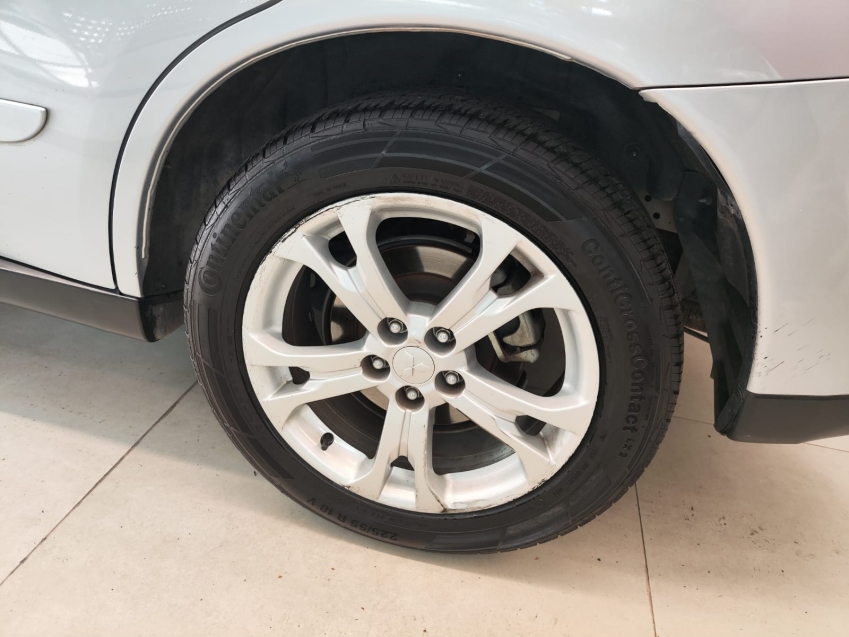 Mitsubishi-OUTLANDER-3.0 GT 4X4 V6 24V GASOLINA 4P AUTOMÁTICO