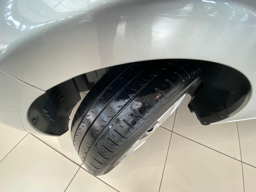 GM - Chevrolet-ONIX-1.4 MPFI LT 8V FLEX 4P MANUAL