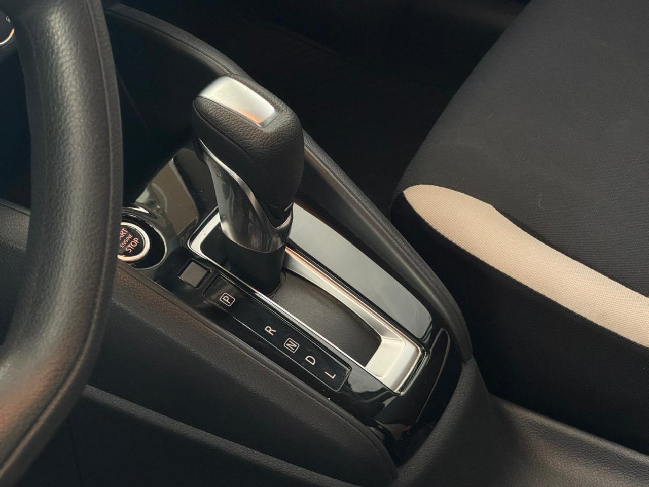 Nissan-VERSA-VERSA Advance 1.6 16V Flex Aut.