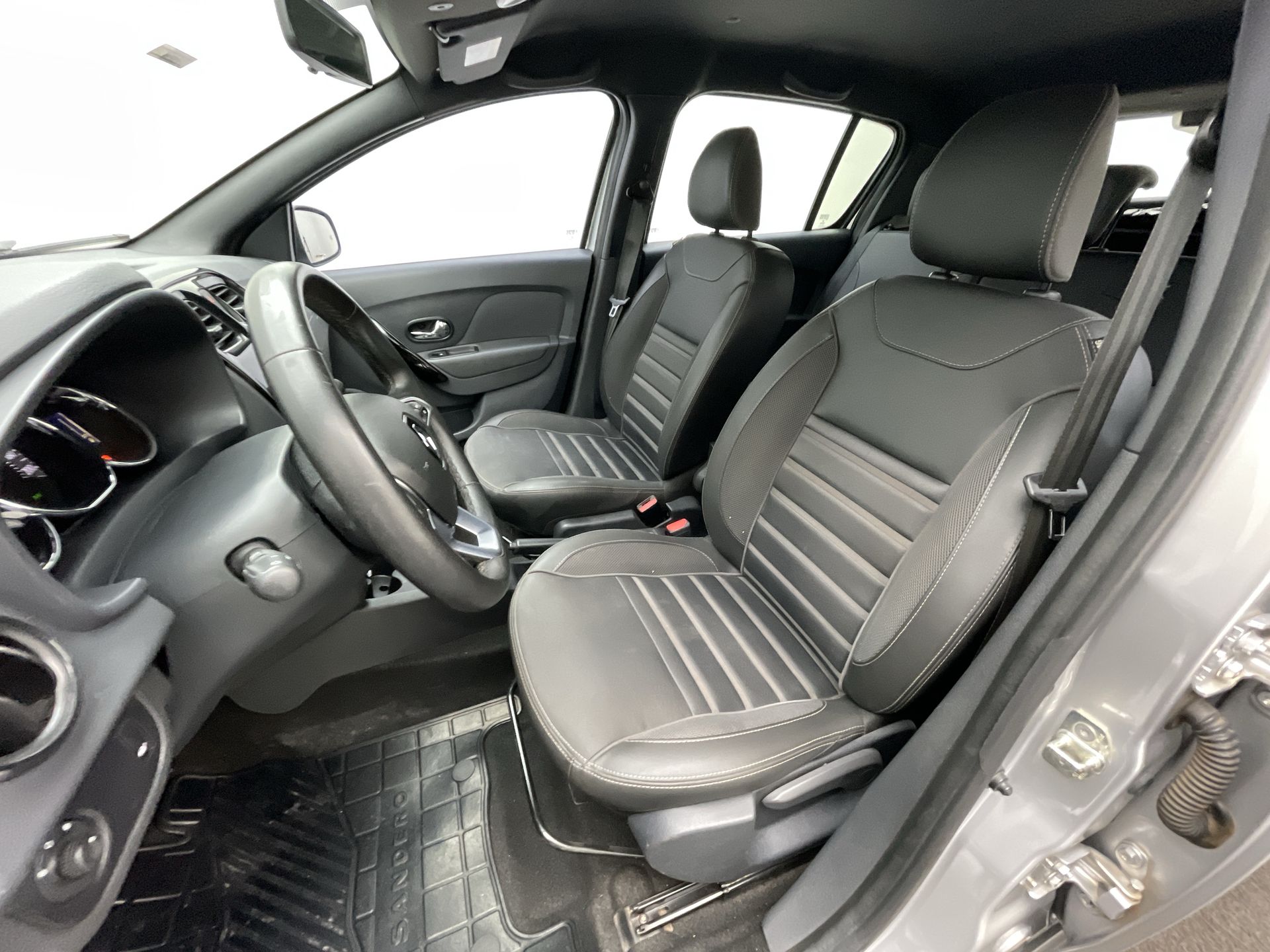 SANDERO Intense Flex 1.6 16V 5p Aut.