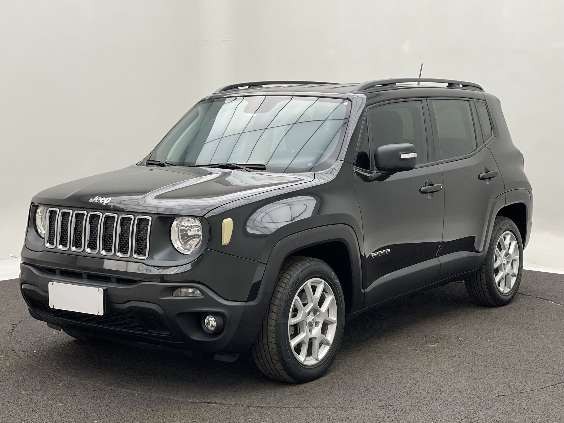 Renegade Sport 1.8 4x2 Flex 16V Aut.
