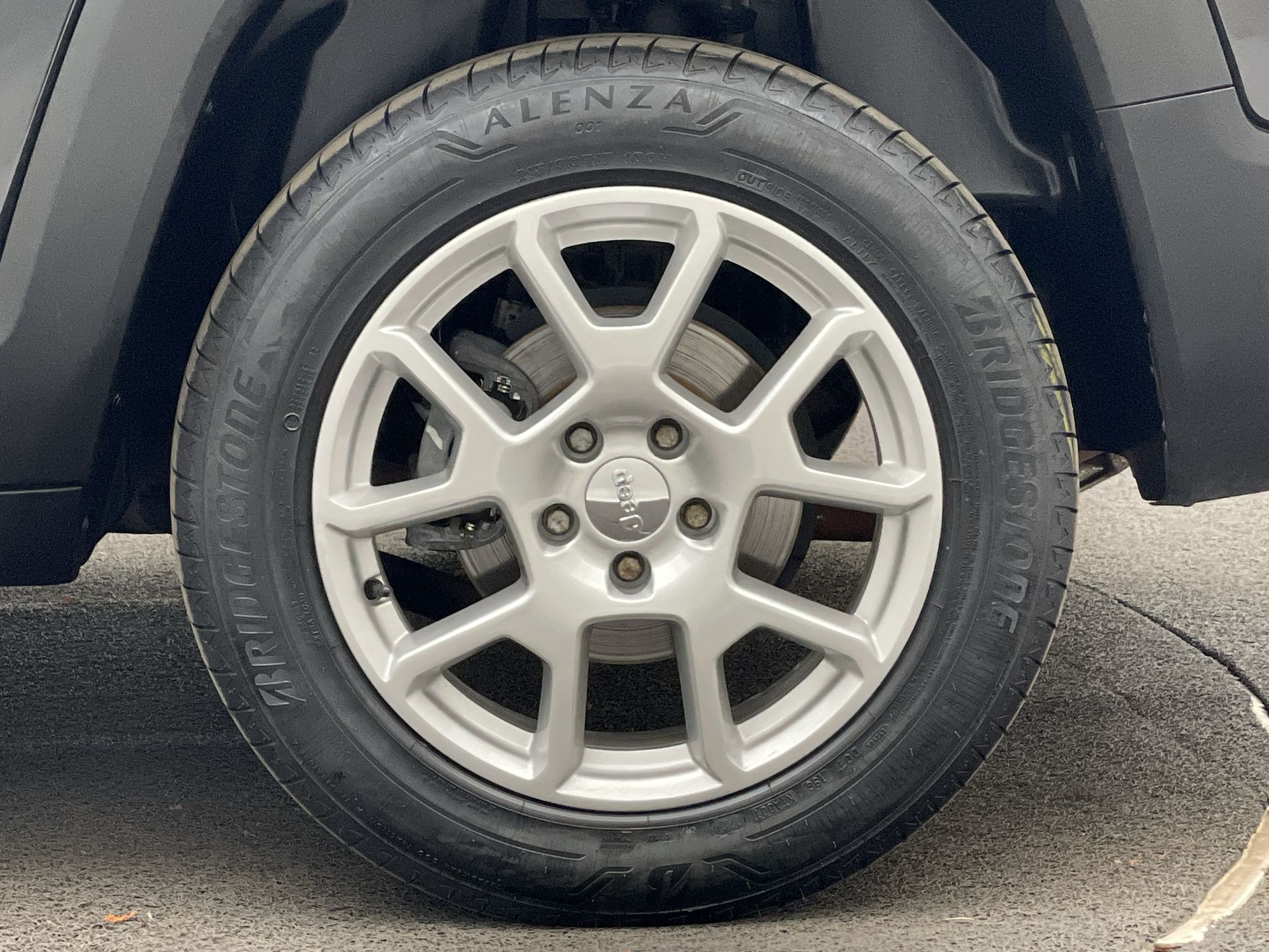 Renegade Sport 1.8 4x2 Flex 16V Aut.