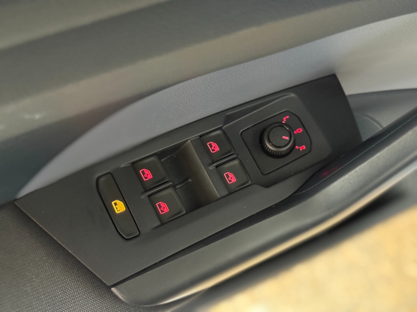 VW - Volkswagen-T-CROSS-1.0 200 TSI TOTAL FLEX SENSE AUTOMÁTICO