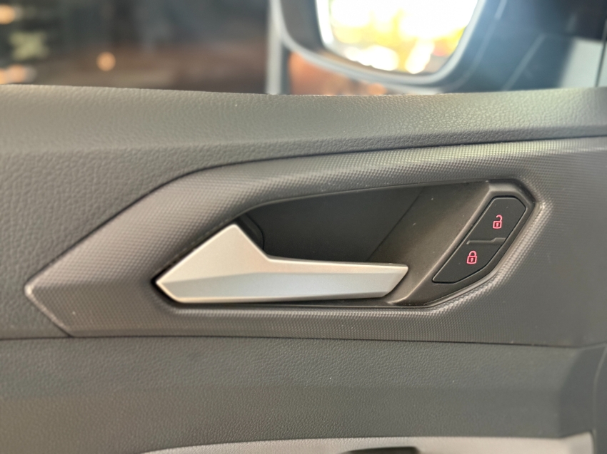 VW - Volkswagen-T-CROSS-1.0 200 TSI TOTAL FLEX SENSE AUTOMÁTICO