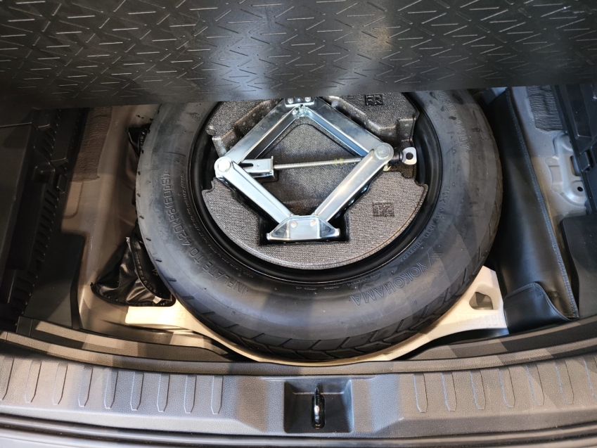 Toyota-RAV4-2.5 VVT-IE HYBRID SX CONNECT AWD CVT