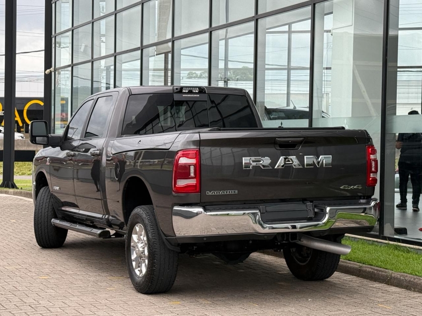 RAM-2500-6.7 I6 TURBO DIESEL LARAMIE CD 4X4 AUTOMÁTICO