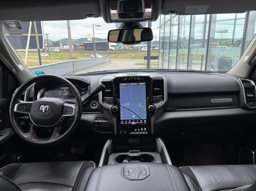 RAM-2500-6.7 I6 TURBO DIESEL LARAMIE CD 4X4 AUTOMÁTICO