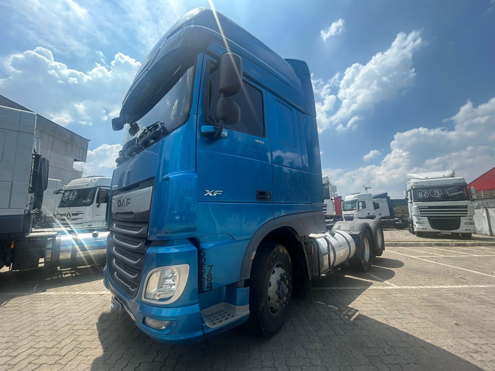 DAF-XF-XF FTS480 6x2 Super Space Cab (Die.)(E6)