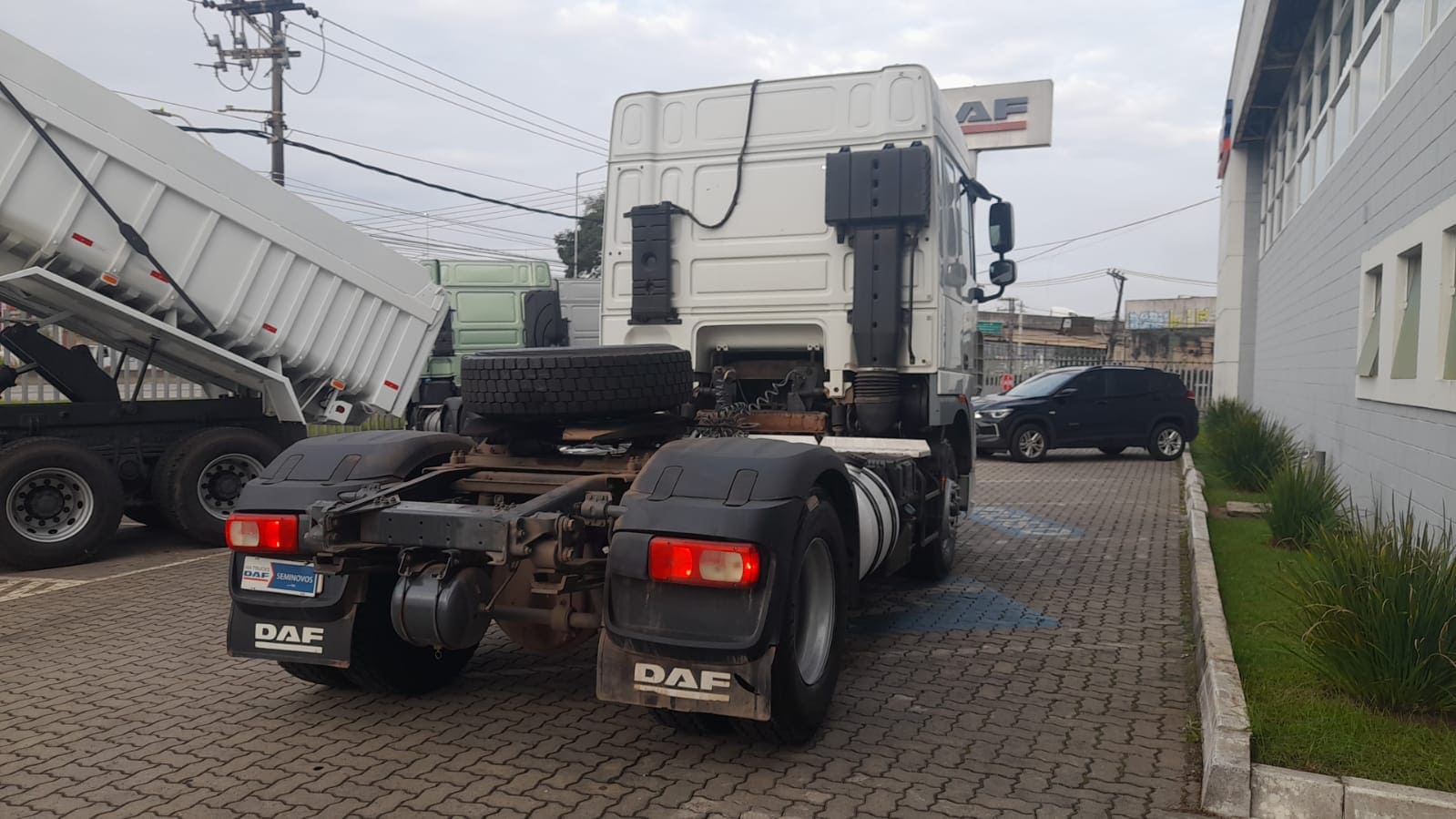 DAF-XF-XF 105 FT 460 4x2 (diesel)(E5)