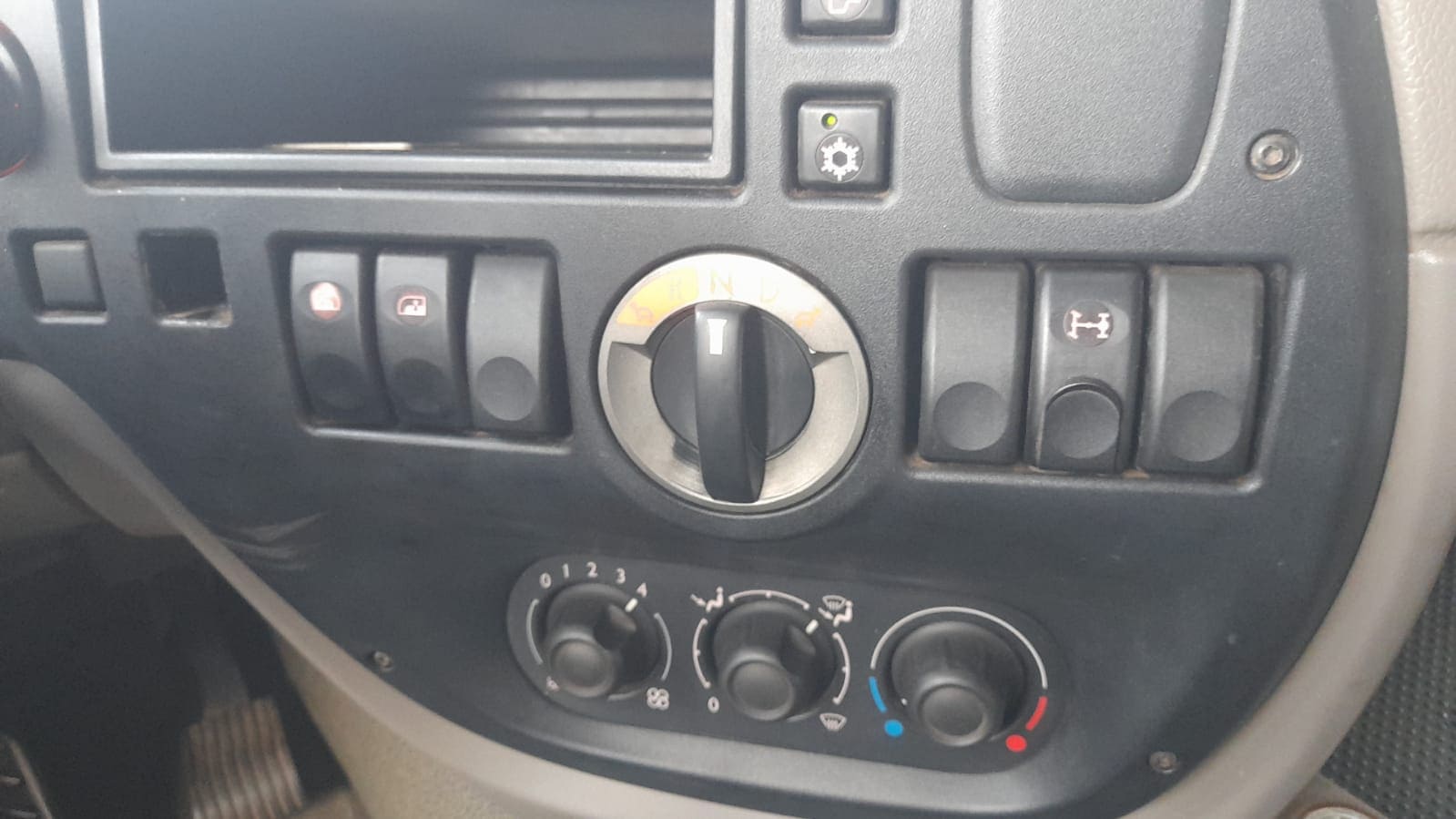 DAF-XF-XF 105 FT 460 4x2 (diesel)(E5)