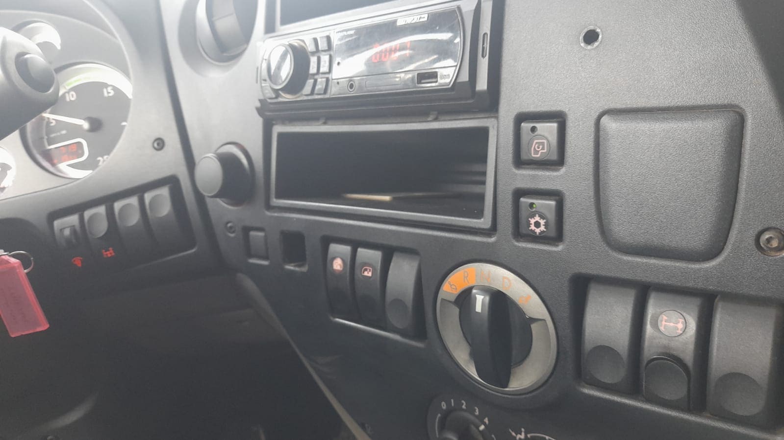 DAF-XF-XF 105 FT 460 4x2 (diesel)(E5)