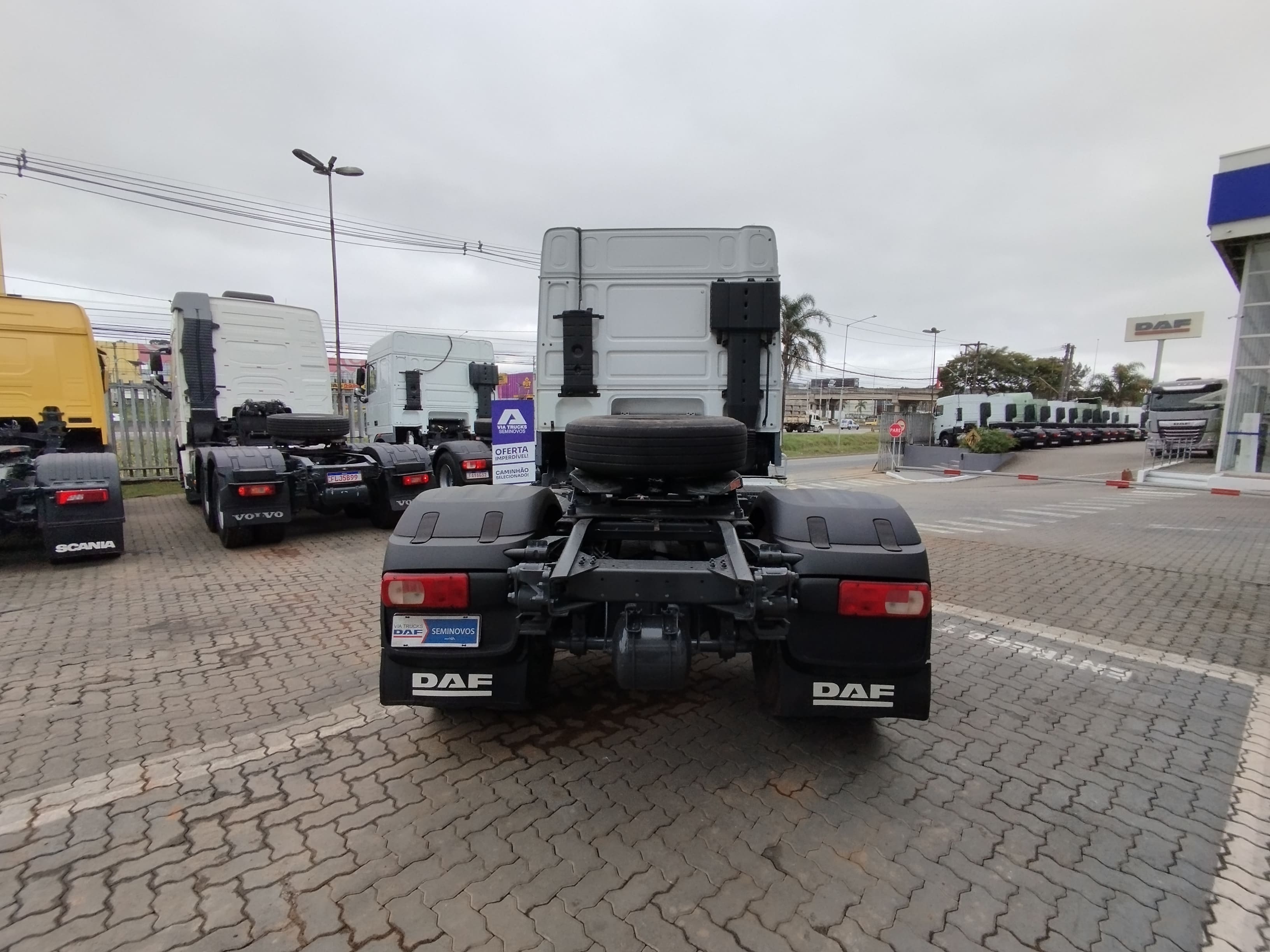 DAF-XF-XF 105 FT 460 4x2 (diesel)(E5)