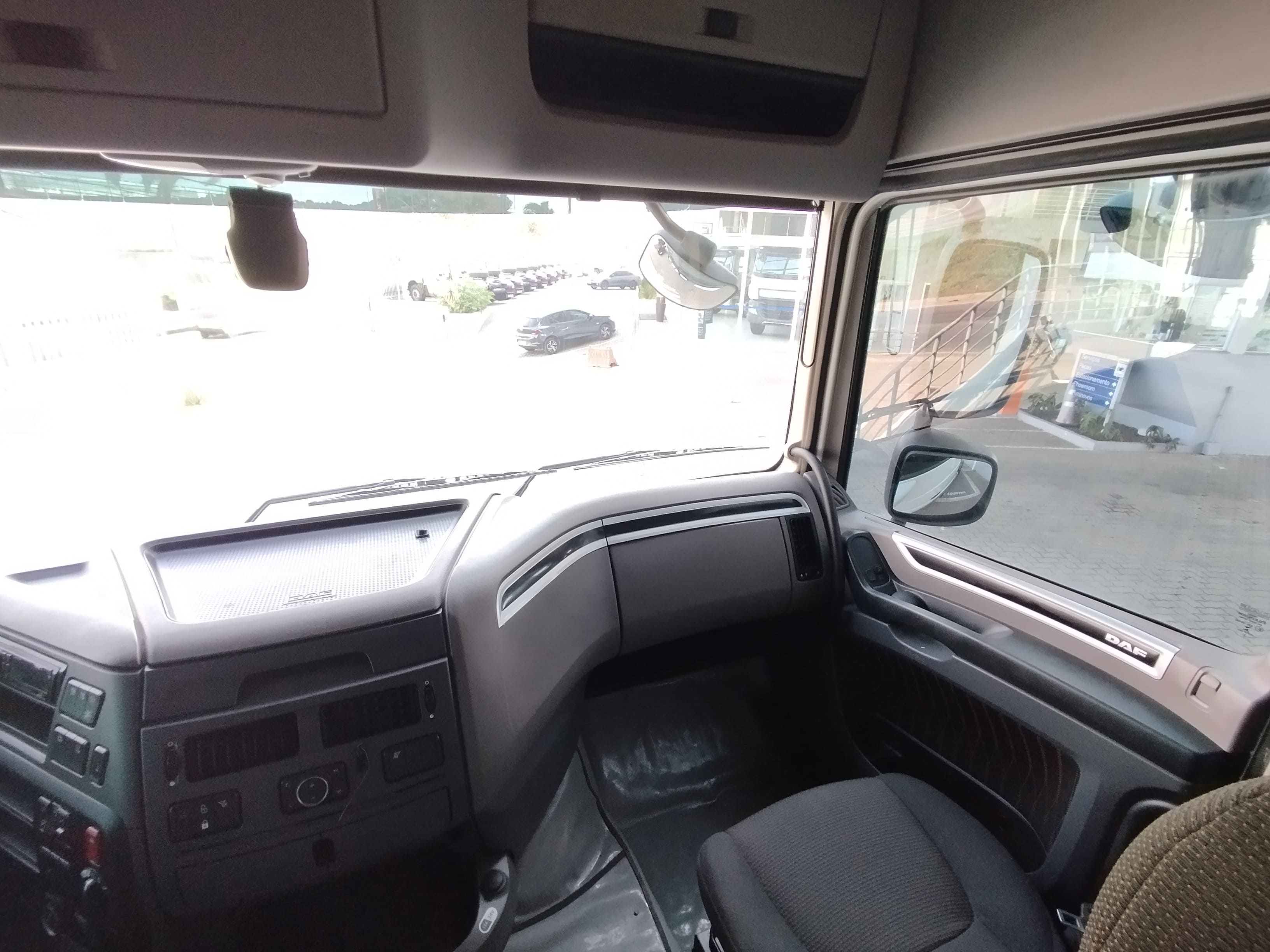 DAF-XF-XF FTS480 6x2 Space Cab (diesel)(E5)